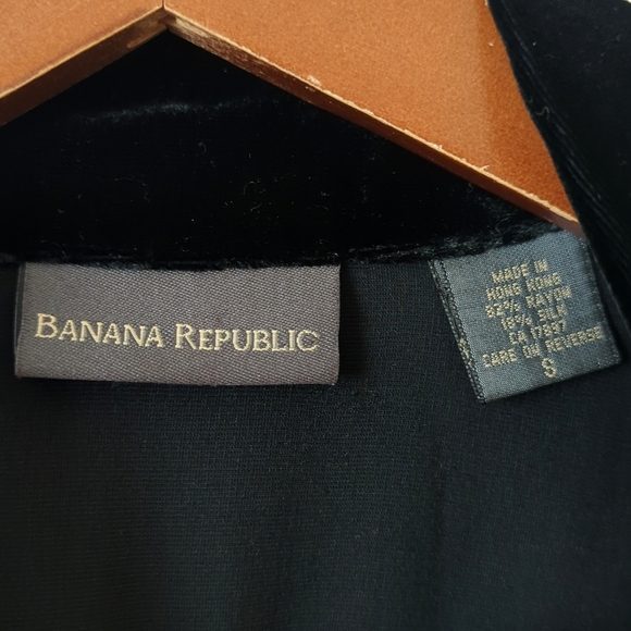Banana Republic Y2K Vintage Silk Blend Velvet Long Sleeve Button Down Top Black - Picture 4 of 9